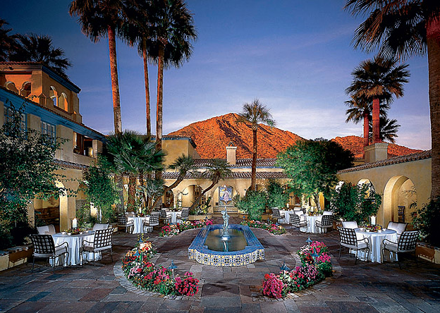 Courtyard in Royals Palms Resort