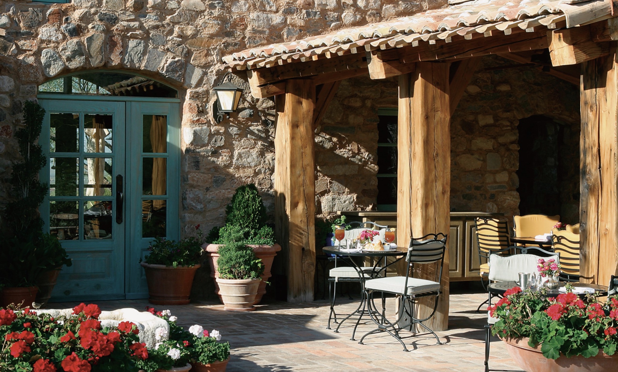 European-style stone courtyard at the Silverleaf Club